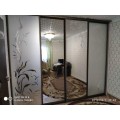 Шкаф-купе из акрила  встроенный № 9